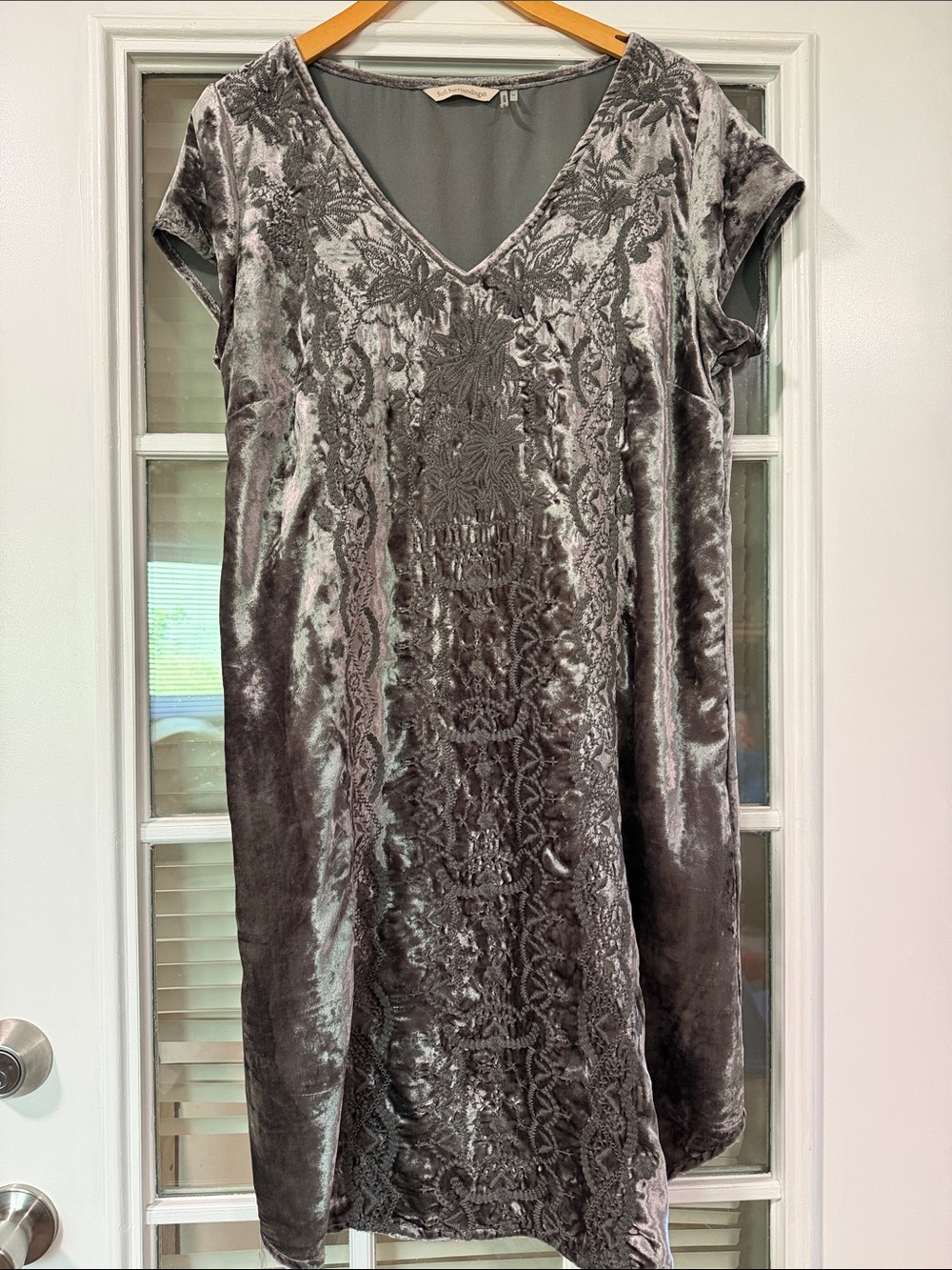 Soft Surroundings Short Sleeve Crushed Velvet Embroidered Boho Dress Gray Size M